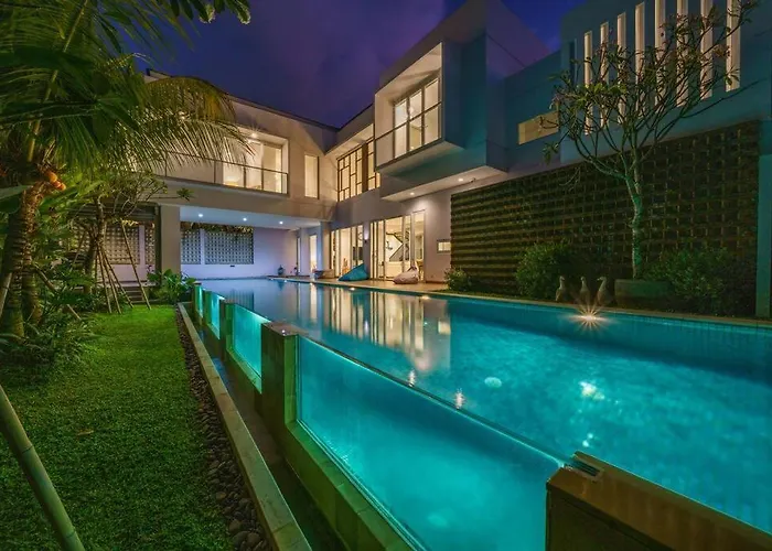 Ammanya - Modern 3-bedroom Luxury In Amazing Location! Villa Canggu