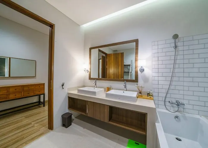 Villa Ammanya - Modern 3-bedroom Luxury In Amazing Location! *