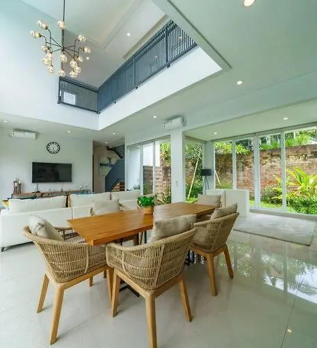 Ammanya - Modern 3-bedroom Luxury In Amazing Location! * Canggu